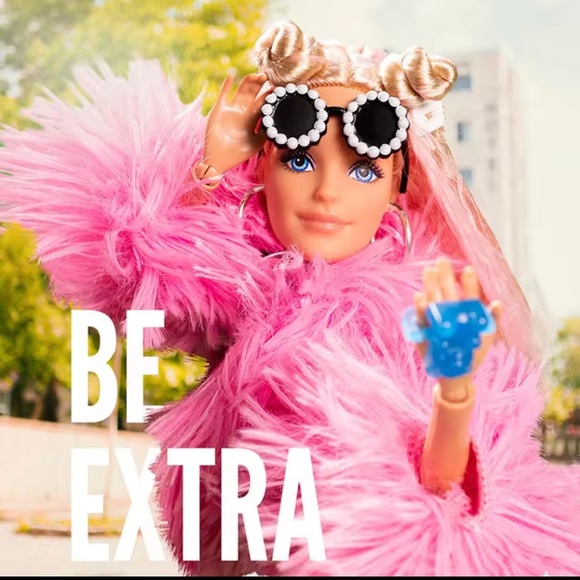 Barbie extra - Picture 8 of 12